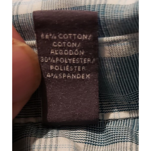 Van Heusen Long Sleeve XL Blue and White Checked Traveler Dress Shirt - Picture 8 of 9